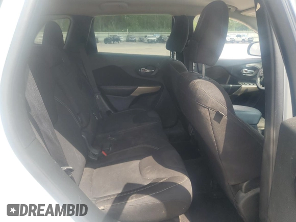 2017 Jeep Cherokee Latitude с VIN 1C4PJMCB4HW659210, выставлен на аукционе Copart как лот 64015385 с пробегом 102 183 миль миль и Списание • Salvage title. История ставок и продаж доступна на DreamBid. Изображение 11.