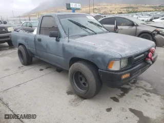 1994 Toyota 2WD Pickups with VIN 4TARN81A7RZ178121, listed as a Copart auction lot 72069554 with 304,536 mi miles and Clean Title. Bid and sale history available at carsss.com. Image 4.