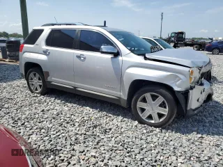 2011 GMC Terrain SLT-2 z VIN 2CTALWEC2B6348107, wystawiony jako Copart lot #58625835 z przebiegiem 131 559 mil mil oraz Szkoda całkowita • Salvage title. Historia ofert i sprzedaży dostępna na DreamBid. Obrazek 4.