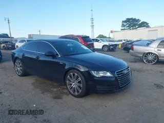 2014 Audi A7 Premium Plus z VIN WAUWGAFC4EN092525, wystawiony jako IAAI lot #42331183 z przebiegiem 183 258 mil mil oraz . Historia ofert i sprzedaży dostępna na DreamBid. Obrazek 1.