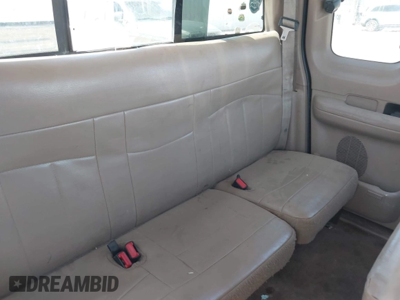1999 Ford F-150 XL z VIN 1FTRX17L7XNB93799, wystawiony jako IAAI lot #42235164 z przebiegiem 299 846 mil mil oraz . Historia ofert i sprzedaży dostępna na DreamBid. Obrazek 8.