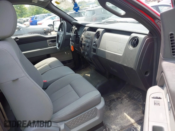 2011 Ford F-150 XL with VIN 1FTEX1CM8BKD51140, listed as a IAAI auction lot 42483828 with 118,166 mi miles and . Bid and sale history available at DreamBid. Image 5.