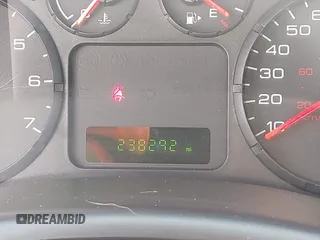 2005 Ford Freestyle SE with VIN 1FMZK01195GA74424, listed as a IAAI auction lot 41671994 with 238,292 mi miles. Bid and sale history available at carsss.com. Image 15.