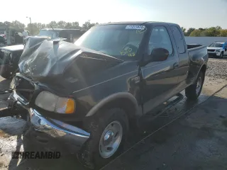 2001 Ford F-150 XL z VIN 2FTRX08L61CA23052, wystawiony jako Copart lot #71311474 z przebiegiem Nie podano mil oraz Nie do naprawy • Non repairable. Historia ofert i sprzedaży dostępna na DreamBid. Obrazek 1.