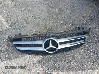 2017 Mercedes-Benz C 300 with VIN 55SWF4JB8HU218764, listed as a IAAI auction lot 42431155 with 83,673 mi miles and . Bid and sale history available at DreamBid. Image 12.