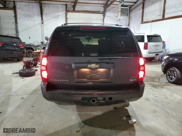 2010 Chevrolet Suburban LT with VIN 1GNUKJE31AR113223, listed as a Copart auction lot 88872875 with 221,334 mi miles and Salvage Title. Bid and sale history available at carsss.com. Image 6.