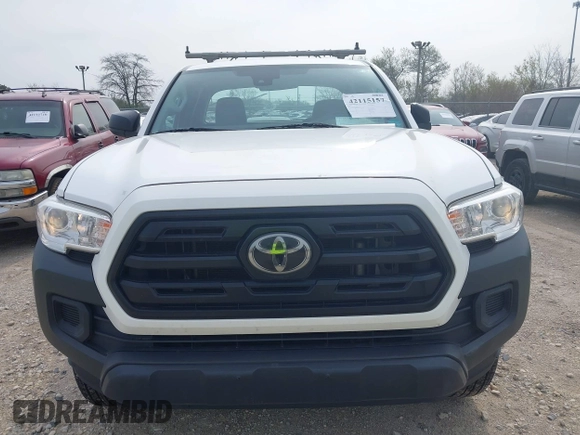 2018 Toyota Tacoma SR z VIN 5TFSX5EN3JX058375, wystawiony jako IAAI lot #42115157 z przebiegiem 171 454 mil mil oraz . Historia ofert i sprzedaży dostępna na DreamBid. Obrazek 13.
