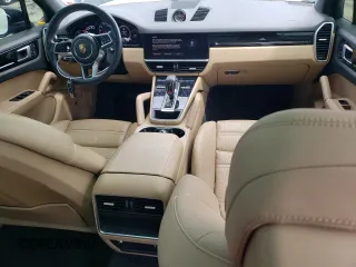 2022 Porsche Cayenne z VIN WP1AA2AY0NDA04856, wystawiony jako Copart lot #55302755 z przebiegiem 43 310 mil mil oraz Szkoda całkowita • Salvage title. Historia ofert i sprzedaży dostępna na DreamBid. Obrazek 8.