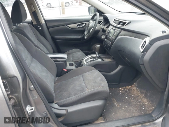 2016 Nissan Rogue SV with VIN KNMAT2MV1GP627725, listed as a IAAI auction lot 42120155 with 195,695 mi miles. Bid and sale history available at carsss.com. Image 5.