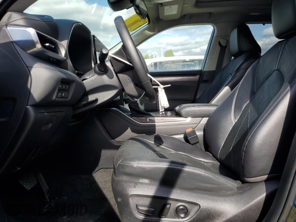 2023 Toyota Highlander L with VIN 5TDKDRBH8PS038426, listed as a Copart auction lot 59419565 with 17,495 mi miles and Salvage title. Bid and sale history available at DreamBid. Image 7.