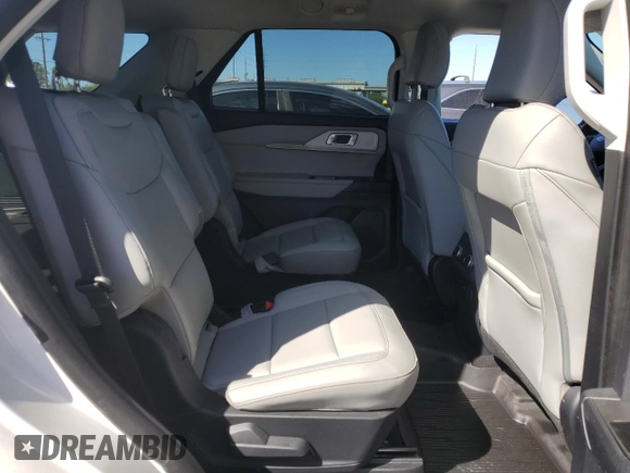 2025 Ford Explorer Active with VIN 1FMUK7DH7SGA38500, listed as a Copart auction lot 48053885 with Not Provided miles and Non Repairable. Bid and sale history available at carsss.com. Image 11.