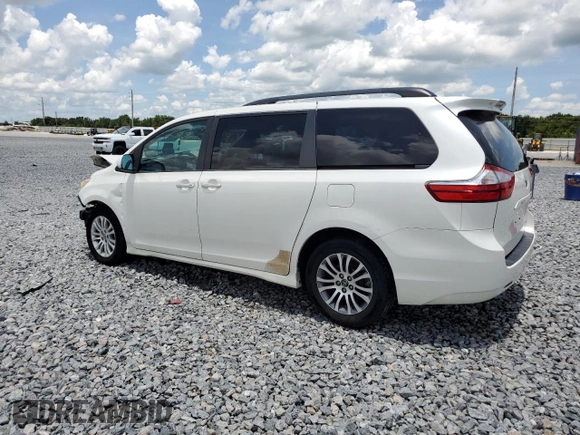 2018 Toyota Sienna XLE Auto Access Seat z VIN 5TDYZ3DC8JS917863, wystawiony jako Copart lot #61825655 z przebiegiem 249 491 mil mil oraz Szkoda całkowita • Salvage title. Historia ofert i sprzedaży dostępna na DreamBid. Obrazek 2.