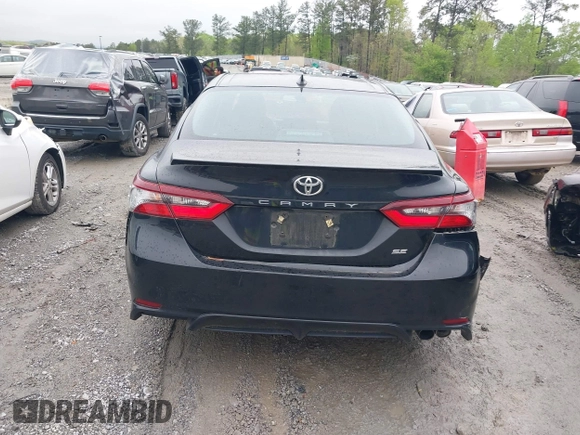2021 Toyota Camry SE Nightshade with VIN 4T1G11AK2MU456447, listed as a IAAI auction lot 41973852 with 47,185 mi miles. Bid and sale history available at carsss.com. Image 16.