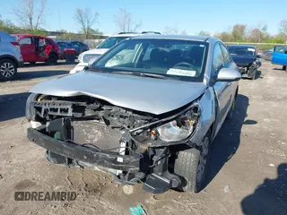 2018 Hyundai Accent SE with VIN 3KPC24A3XJE009062, listed as a IAAI auction lot 42127408 with 101,724 mi miles and . Bid and sale history available at carsss.com. Image 2.