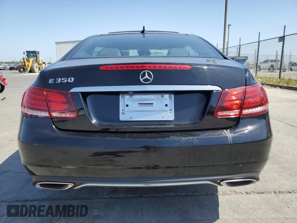 2014 Mercedes-Benz E 350 z VIN WDDKJ5KB2EF268494, wystawiony jako Copart lot #60667295 z przebiegiem 84 675 mil mil oraz Szkoda całkowita • Salvage title. Historia ofert i sprzedaży dostępna na DreamBid. Obrazek 6.