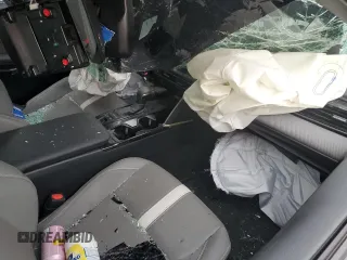 2025 Toyota Camry LE z VIN 4T1DAACK1SU542071, wystawiony jako Copart lot #54519935 z przebiegiem Nie podano mil oraz Nie do naprawy • Non repairable. Historia ofert i sprzedaży dostępna na DreamBid. Obrazek 8.