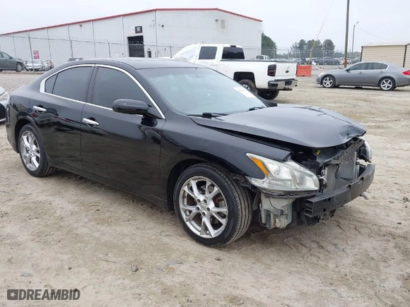 2013 Nissan Maxima 3.5 S with VIN 1N4AA5AP1DC827803, listed as a IAAI auction lot 41203054 with 182,297 mi miles. Bid and sale history available at carsss.com. Image 1.