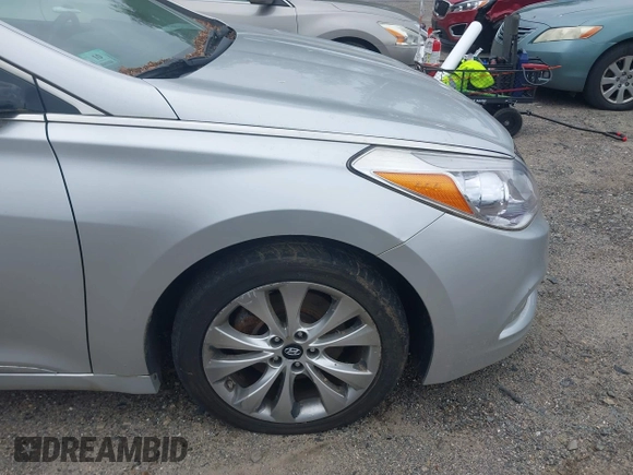2013 Hyundai Azera с VIN KMHFG4JGXDA325601, выставлен на аукционе IAAI как лот 42459533 с пробегом 85 034 миль миль и . История ставок и продаж доступна на DreamBid. Изображение 6.