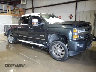2019 Chevrolet Silverado 3500HD High Country with VIN 1GC4KYEYXKF209724, listed as a Copart auction lot 88151605 with 126,361 mi miles and Salvage Title. Bid and sale history available at carsss.com. Image 4.