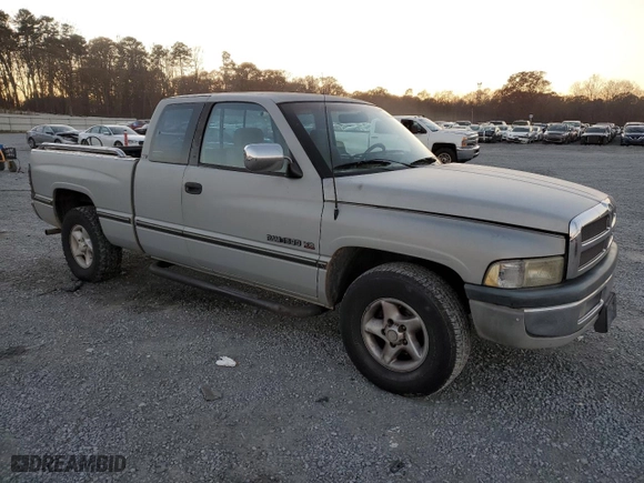 1996 Dodge Ram 1500 with VIN 3B7HC13Y8TG197971, listed as a Copart auction lot 82565154 with 248,833 mi miles and Salvage Title. Bid and sale history available at carsss.com. Image 4.