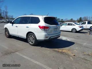 2014 Nissan Pathfinder SV with VIN 5N1AR2MM8EC734437, listed as a IAAI auction lot 41833985 with 159,994 mi miles. Bid and sale history available at carsss.com. Image 3.
