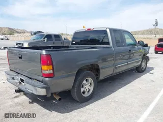 2002 Chevrolet Silverado 1500 LS with VIN 2GCEC19W421373480, listed as a IAAI auction lot 41740755 with 252,853 mi miles. Bid and sale history available at carsss.com. Image 4.