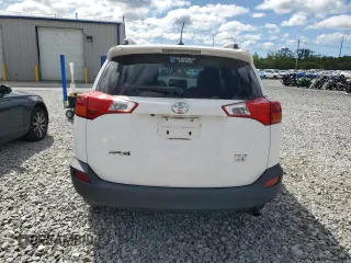 2013 Toyota RAV4 XLE z VIN 2T3RFREV2DW060362, wystawiony jako Copart lot #61621275 z przebiegiem 91 080 mil mil oraz Czysty tytuł • Clean title. Historia ofert i sprzedaży dostępna na DreamBid. Obrazek 6.