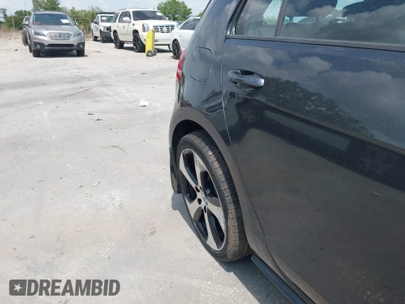 2015 Volkswagen GTI SE with VIN 3VW4T7AU3FM029403, listed as a IAAI auction lot 42226713 with 94,501 mi miles and . Bid and sale history available at DreamBid. Image 20.