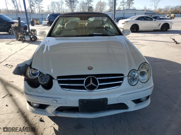 2007 Mercedes-Benz CLK-Class 5.5L with VIN WDBTK72F57T083742, listed as a Copart auction lot 83351094 with 195,768 mi miles and Non Repairable. Bid and sale history available at carsss.com. Image 5.