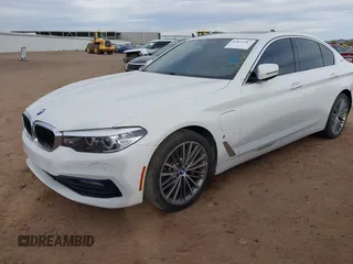 2018 BMW 5 Series 530e xDrive with VIN WBAJB1C55JB374652, listed as a IAAI auction lot 41812287 with 84,593 mi miles and . Bid and sale history available at carsss.com. Image 16.