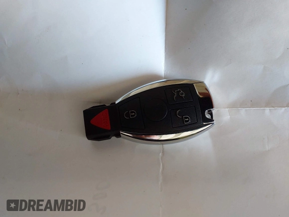 2012 Mercedes-Benz C 250 с VIN WDDGJ4HB5CF745892, выставлен на аукционе IAAI как лот 42347608 с пробегом 109 677 миль миль и . История ставок и продаж доступна на DreamBid. Изображение 11.