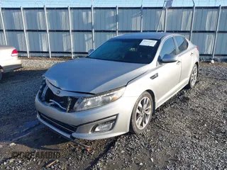 2015 Kia Optima SX z VIN 5XXGR4A72FG419739, wystawiony jako IAAI lot #41972453 z przebiegiem 204 336 mil mil oraz . Historia ofert i sprzedaży dostępna na DreamBid. Obrazek 6.