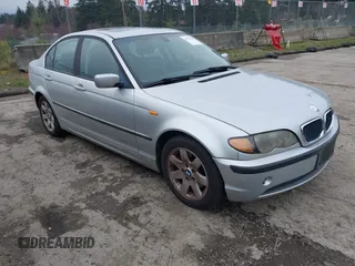 2003 BMW 3 Series 325i z VIN WBAEV33423KL89169, wystawiony jako IAAI lot #41777264 z przebiegiem 117 890 mil mil oraz . Historia ofert i sprzedaży dostępna na DreamBid. Obrazek 1.