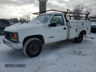 1997 GMC Sierra 1500 with VIN 1GTGC24R5VE524801, listed as a Copart auction lot 85451264 with 989,500 mi miles and Salvage Title. Bid and sale history available at DreamBid. Image 1.