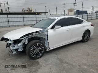 2024 Lexus ES 300h with VIN 58ADA1C10RU039965, listed as a Copart auction lot 50923065 with 40,597 mi miles and Salvage title. Bid and sale history available at DreamBid. Image 1.