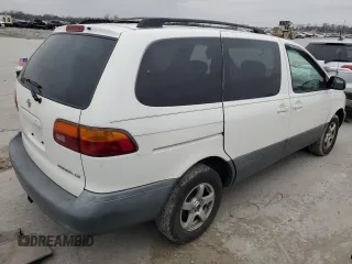 2000 Toyota Sienna CE with VIN 4T3ZF19C2YU200409, listed as a Copart auction lot 86129024 with 191,805 mi miles and Clean Title. Bid and sale history available at carsss.com. Image 3.