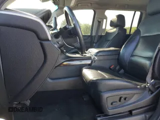 2017 GMC Yukon XL SLT with VIN 1GKS1GKC3HR399827, listed as a Copart auction lot 52375395 with 209,851 mi miles and Clean Title. Bid and sale history available at carsss.com. Image 7.
