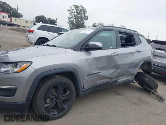 2019 Jeep Compass Latitude с VIN 3C4NJCBB7KT617761, выставлен на аукционе IAAI как лот 42034947 с пробегом 114 839 миль миль и . История ставок и продаж доступна на DreamBid. Изображение 15.