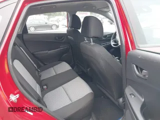 2022 Hyundai Kona SE with VIN KM8K2CAB0NU868211, listed as a IAAI auction lot 41901790 with 37,589 mi miles. Bid and sale history available at carsss.com. Image 8.
