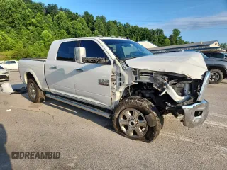 2017 Ram 2500 Laramie with VIN 3C6UR5NJ8HG737905, listed as a Copart auction lot 63763595 with 299,802 mi miles and Salvage title. Bid and sale history available at DreamBid. Image 4.