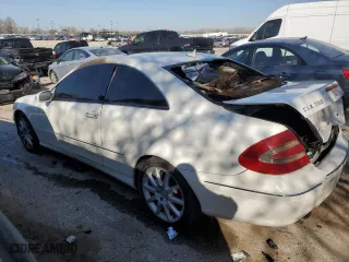 2007 Mercedes-Benz CLK-Class 3.5L with VIN WDBTJ56H67F223377, listed as a Copart auction lot 48477324 with 0 mi miles and Salvage Title. Bid and sale history available at carsss.com. Image 2.
