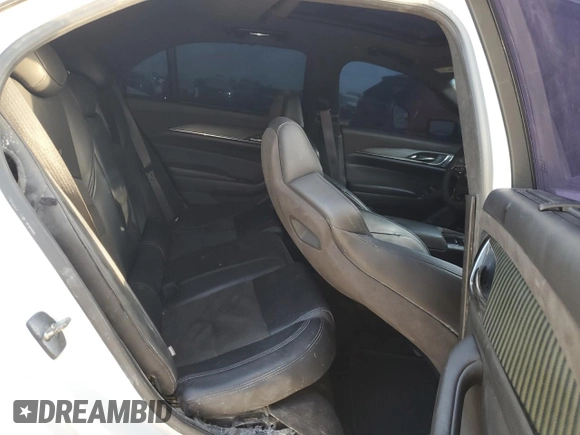 2017 Cadillac CTS-V z VIN 1G6A15S65H0216411, wystawiony jako Copart lot #72227484 z przebiegiem 57 241 mil mil oraz Szkody całkowita. Historia ofert i sprzedaży dostępna na DreamBid. Obrazek 10.