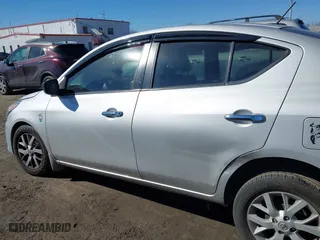 2019 Nissan Versa Sedan SV with VIN 3N1CN7AP2KL818910, listed as a IAAI auction lot 41542379 with 64,626 mi miles. Bid and sale history available at carsss.com. Image 14.
