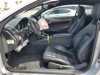 2014 Mercedes-Benz E 350 z VIN WDDKJ5KB3EF257147, wystawiony jako Copart lot #58839015 z przebiegiem 110 024 mil mil oraz Szkoda całkowita • Salvage title. Historia ofert i sprzedaży dostępna na DreamBid. Obrazek 7.