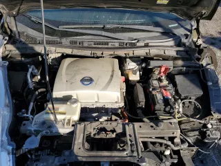 2015 Nissan LEAF SV with VIN 1N4AZ0CP8FC304841, listed as a Copart auction lot 75854863 with 58,077 mi miles. Bid and sale history available at carsss.com. Image 11.