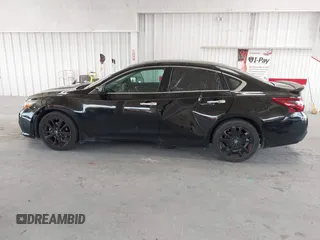 2017 Nissan Altima S z VIN 1N4AL3AP4HC251614, wystawiony jako IAAI lot #42250823 z przebiegiem 177 944 mil mil oraz . Historia ofert i sprzedaży dostępna na DreamBid. Obrazek 14.
