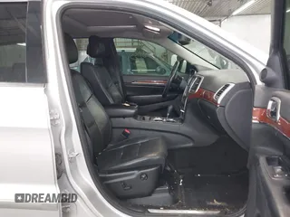2012 Jeep Grand Cherokee Limited with VIN 1C4RJEBT0CC206480, listed as a IAAI auction lot 41902135 with 182,988 mi miles. Bid and sale history available at carsss.com. Image 5.