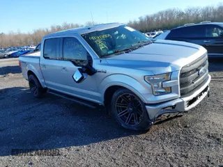 2016 Ford F-150 XLT with VIN 1FTEW1EP1GFD27420, listed as a IAAI auction lot 41212805 with 132,047 mi miles. Bid and sale history available at carsss.com. Image 1.