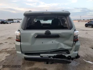 2022 Toyota 4Runner TRD Off Road with VIN JTEPU5JR5N6071613, listed as a Copart auction lot 44065345 with 19,241 mi miles and Non Repairable. Bid and sale history available at carsss.com. Image 6.