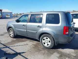 2011 Honda Pilot LX with VIN 5FNYF3H24BB022435, listed as a IAAI auction lot 41304933 with Not provided miles and . Bid and sale history available at DreamBid. Image 13.